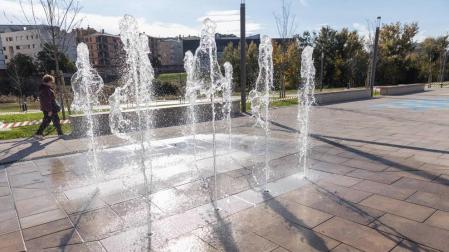 Fuente de chorros en el parque del Queiles de Tudela.