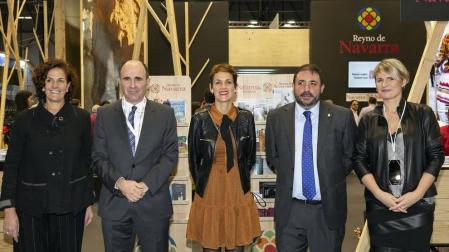 La presidenta del Gobierno de Navarra, María Chivite, ha presidido este viernes el acto institucional del Día de Navarra en el pabellón de la Comunidad Foral en la Feria Internacional de Turismo (FITUR).