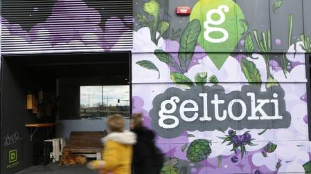 La antigua estación de autobuses de Pamplona se llama ahora Geltoki (estación en euskera).
