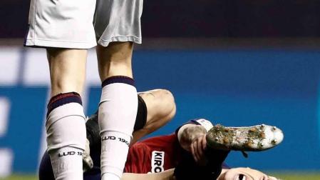 El Chimy Ávila se retira con una posible grave lesión de rodilla