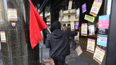 Imágenes de la jornada de huelga convocada este jueves 30 de enero en Navarra por los sindicatos ELA, LAB, Steilas, Esk, Ehne, Hiru y Etxalde.