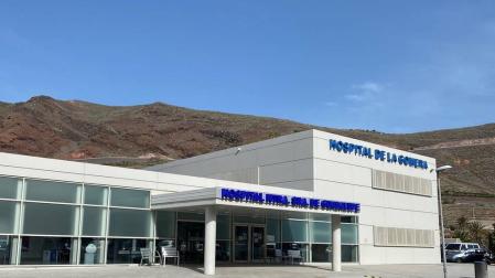 Hospital de La Gomera en el que están ingresados y aislados los cinco alemanes