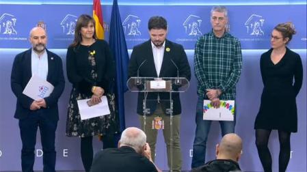 ERC, JxCat, la CUP, EH Bildu y el BNG plantan al rey en el arranque de la XIV legislatura