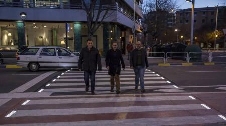 Pamplona estrena un paso de peatones inteligente iluminado con leds
