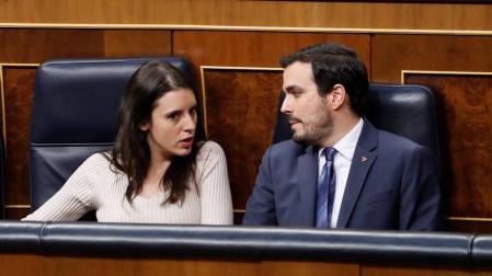 Los ministros de Igualdad, Irene Montero, y Consumo, Alberto Garzón, durante la apertura solemne de la XIV legislatura