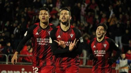 El Mirandés se planta en semifinales de Copa tras tumbar al Villarreal
