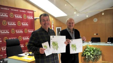 Los ediles de Festejos y Deporte, Jacinto Goñi (izda.) e Ignacio Moros (dcha.) presentaron el programa.