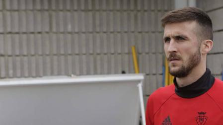 Oier Sanjurjo asciende también a la primera línea del 'Estellés del año'