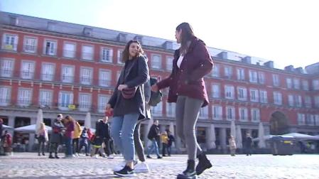 Andar hacia atrás es más saludable