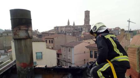 Un incendio provoca daños en una vivienda de Tudela, sin causar heridos