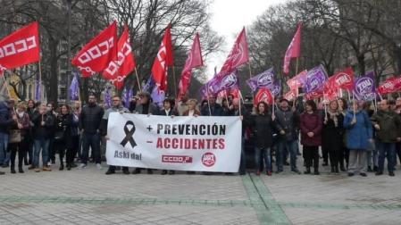 CC OO y UGT piden en Pamplona un plan de choque contra la siniestralidad laboral