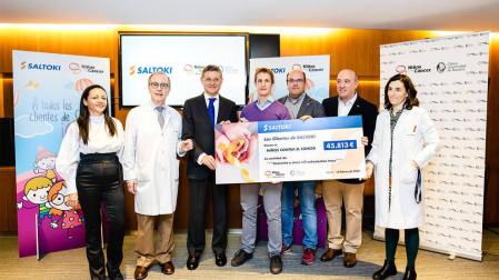 Los clientes de Saltoki donan más de 45.000 euros a Niños contra el Cáncer