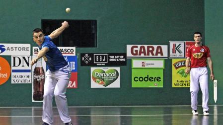 Artola-Imaz consiguen su séptimo punto tras vencer por la mínima a Irribarria-Rezusta