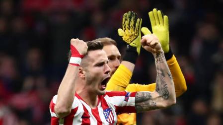 Saúl y Oblak celebran la victoria del Atlético de Madrid.