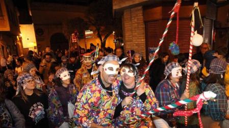 Fotos del desfile de zipoteros del carnaval de Tudela