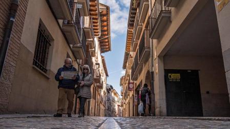 La entrada del Camino a  Estella, en obras para el inicio de la temporada