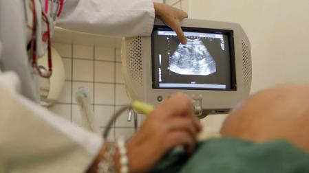 3 de cada 10 mujeres en tratamiento de fertilidad no tienen pareja