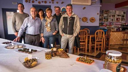 Víspera en Arróniz con postres y olivas