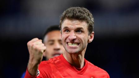 Thomas Muller celebra el triunfo del Bayern.