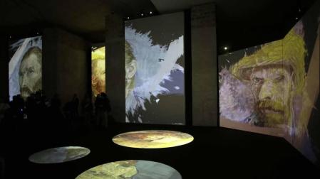La Sala de la Muralla de Baluarte acoge desde este sábado una muestra multisensorial en la que cobrará vida la obra del artista holandés gracias a las imágenes, luces y sonidos que acompañarán al espectador en un viaje por las etapas pictóricas de Van Gogh.