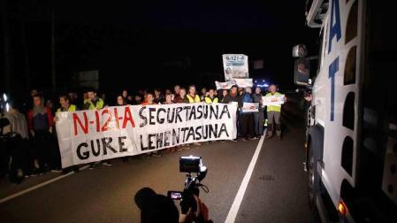 Vecinos piden al Gobierno priorizar  la seguridad en la N-121-A al dinero