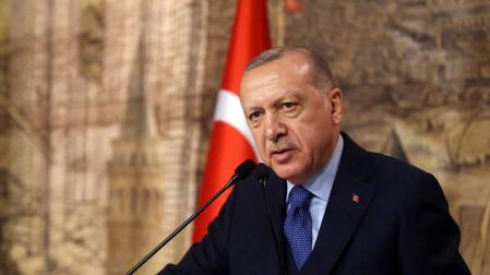 Erdogan advierte de que 30.000 refugiados pueden intentar cruzar hoy a Europa