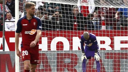 Brasanac y Rubén se lamentan tras encajar el tercer gol.