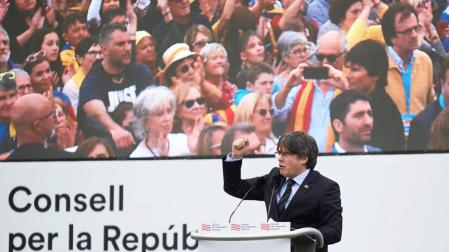 Puigdemont pide preparar un "escenario B" al de la mesa de negociación