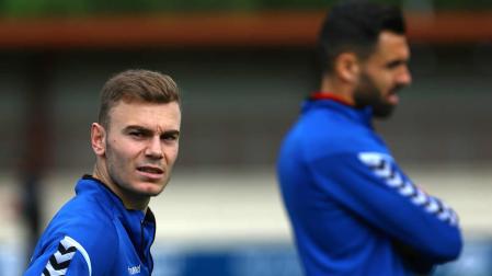 Toni Lato, durante el entrenamiento tras el partido frente al Sevilla.