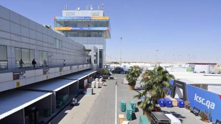 Joe Roberts y Raúl Fernández lideran los primeros libres del año en Qatar