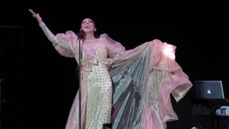 Isabel Pantoja sobrevive a "una noche embrujada" y de coronavirus