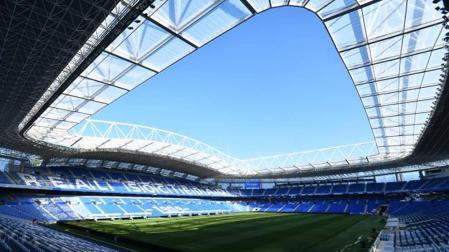 Pendientes de si el Real Sociedad-Osasuna se juega a puerta cerrada por el coronavirus