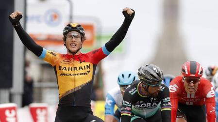 García Cortina sorprende y gana la tercera etapa de la París-Niza