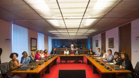 El Parlamento foral pide que no prescriban los delitos de abusos sexuales a menores