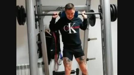 El Chimy Ávila se entrena para volver a los terrenos