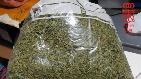 Bolsa con marihuana incautada al detenido en Pamplona