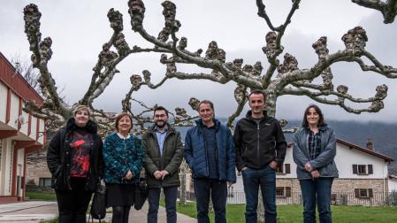 Una población arraigada a la tierra, pero lastrada por la demografía
