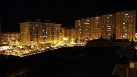 Aplausos en Barañáin a los sanitarios que luchan contra el coronavirus