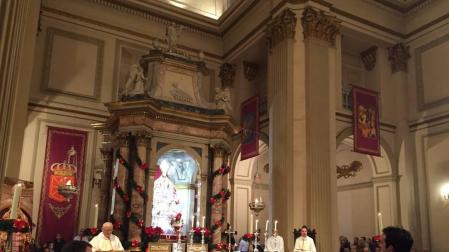 La parroquia San Lorenzo celebra la primera misa de la escalera de San Fermín