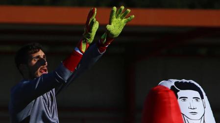 Sergio Herrera: "Mantener la portería a cero es imprescindible en Primera"