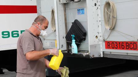 El transporte reclama un plan específico de prevención ante la crisis del coronavirus