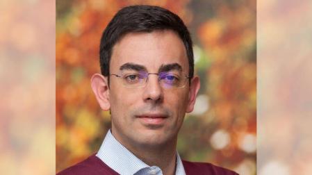 Martiño Rodríguez, terapeuta familiar e investigador del ICS de la Universidad de Navarra, ofrece pautas a seguir por los padres.