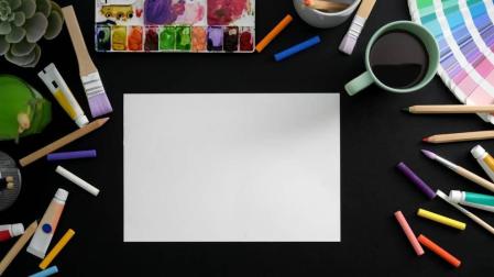 Manualidades en casa: carteles divertidos para colgar en la puerta principal