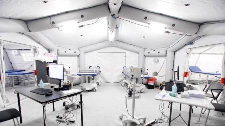 Imágenes de la habilitación del hotel Iruña Park y el sótano de Urgencias del CHN