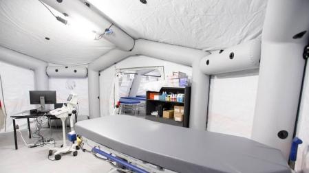 Imágenes de la habilitación del hotel Iruña Park y el sótano de Urgencias del CHN