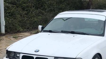 La Guardia Civil denuncia a un conductor en Oteiza que hacía trombos con su vehículo