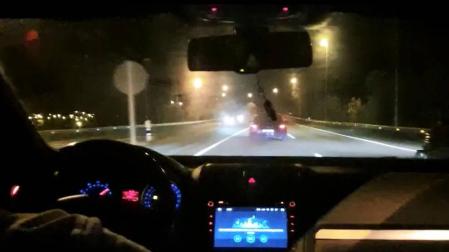 Dos conductores, investigados por participar en carreras ilegales en Pamplona