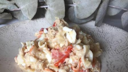 Receta: Ensaladilla de tomate y txaka