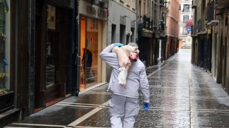 ELA pide aparcamientos gratuitos y transporte público para personal esencial