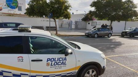 Denunciado un conductor tras saltarse el confinamiento, dar positivo y llevar un arma